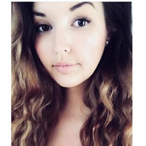 Meet your Posher, Jenn